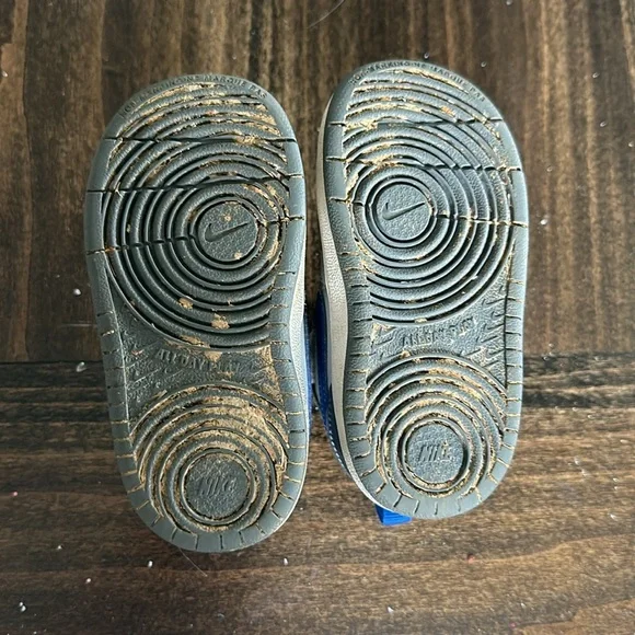 Toddler Nike - Picture 3 of 3